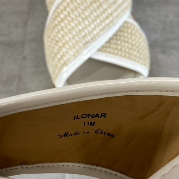 Donald Pliner Women's Natural Canvas Ilonar Crisscross Wedge Platform Sandals - Picture 13 of 13